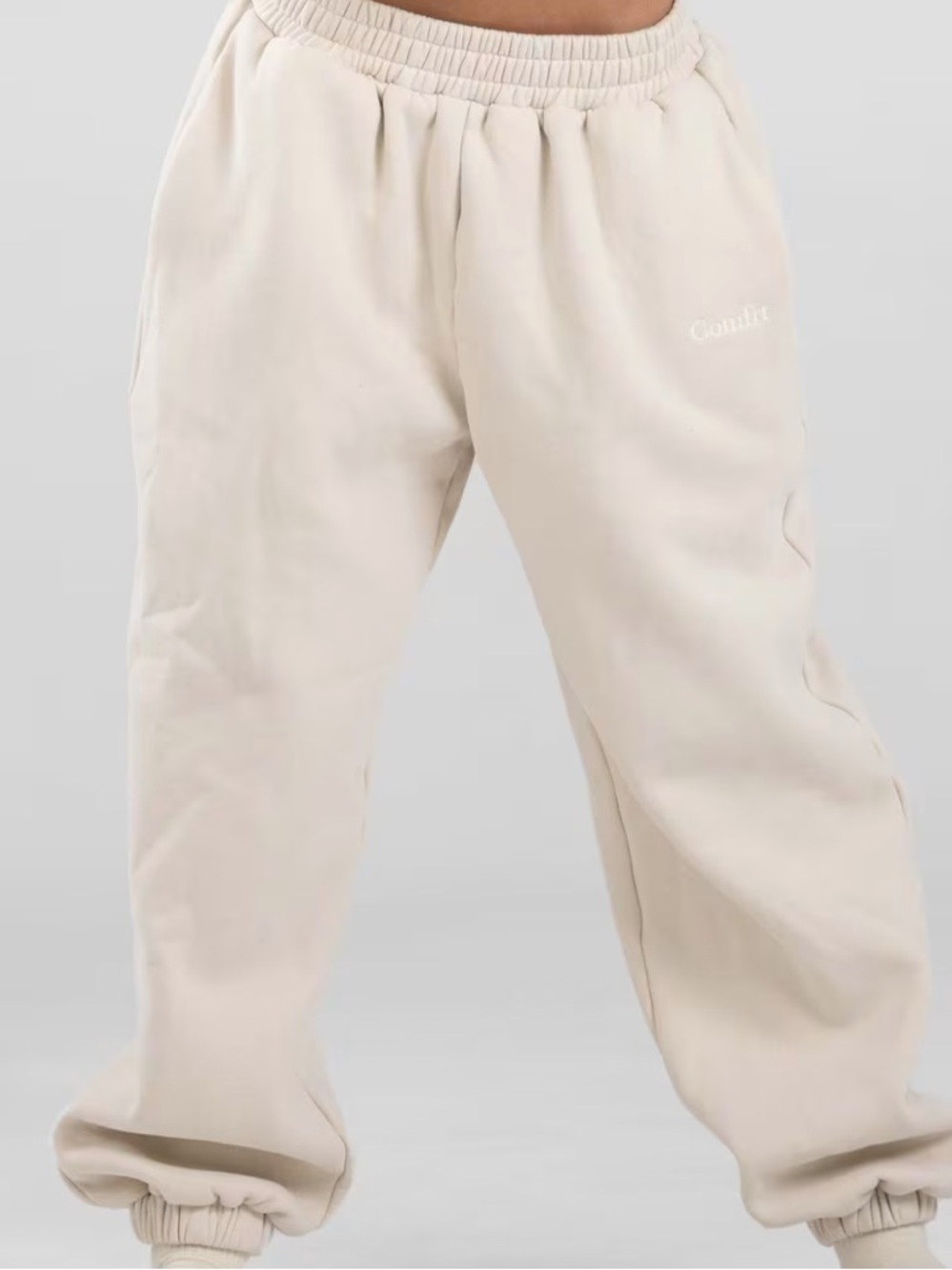 New! Unisex COMFRT Signature sweatpants, KJHU03, size medium. color bone.